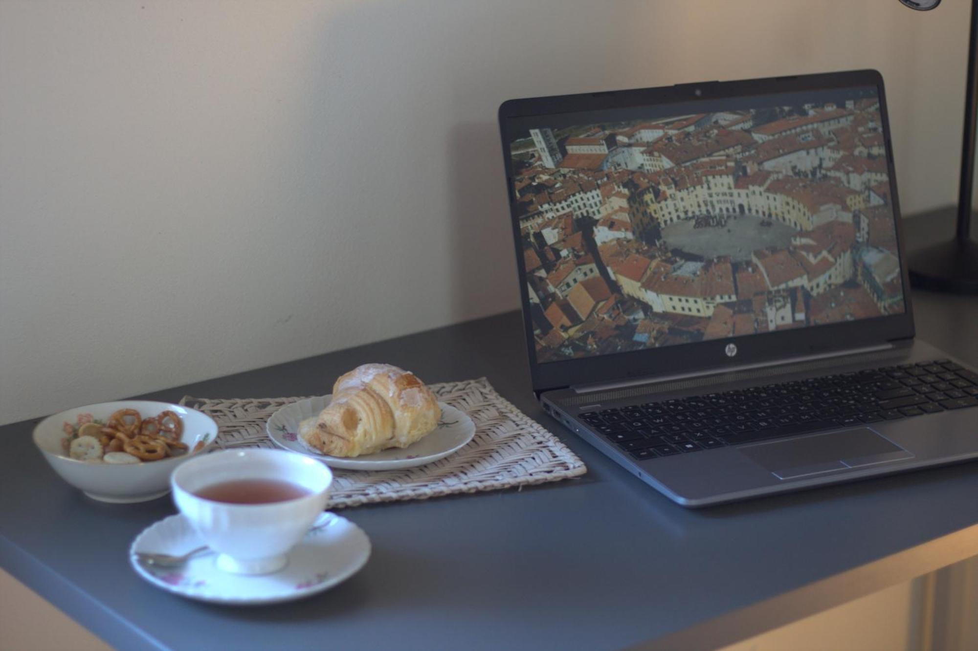 Locazione Turistica Rania Hotel ลุคคา ภายนอก รูปภาพ